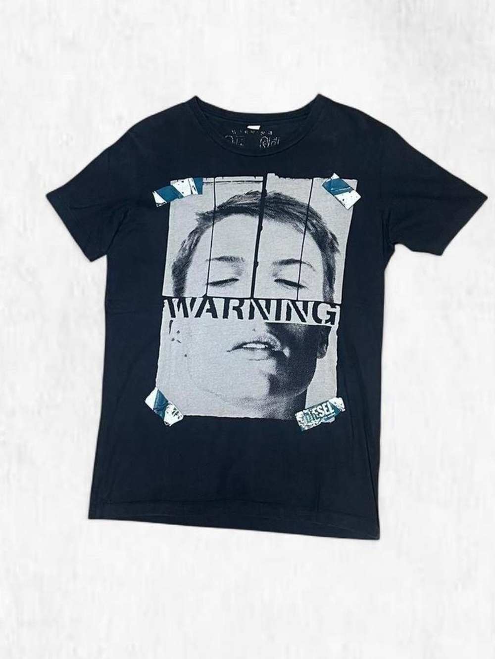 Diesel Y2K graphic punk guy imagery “WARNING” navy tee